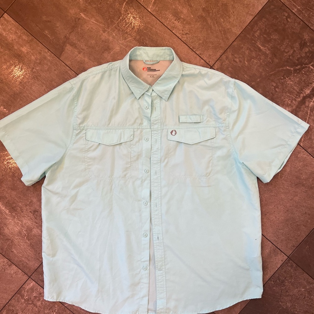 The American outdoors Men's Light Blue Short Sleeve Shirt xxl like new